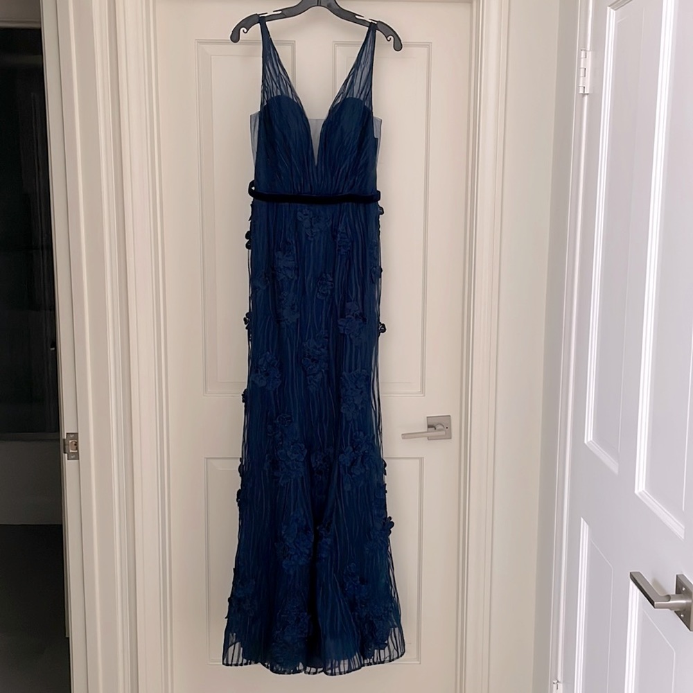NWT Basix Black Label Navy dress